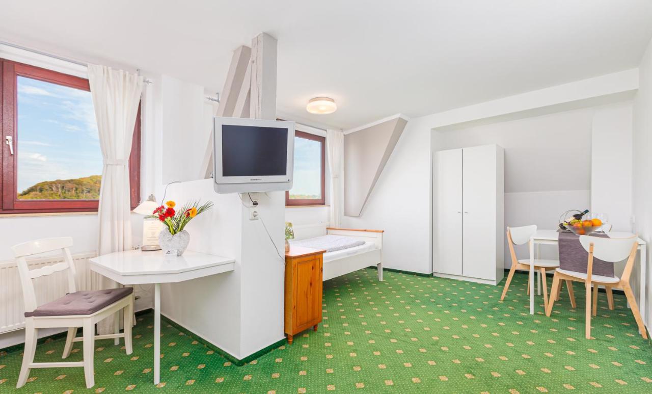 האטינגן Gasthaus Und Hotel An Der Kost מראה חיצוני תמונה